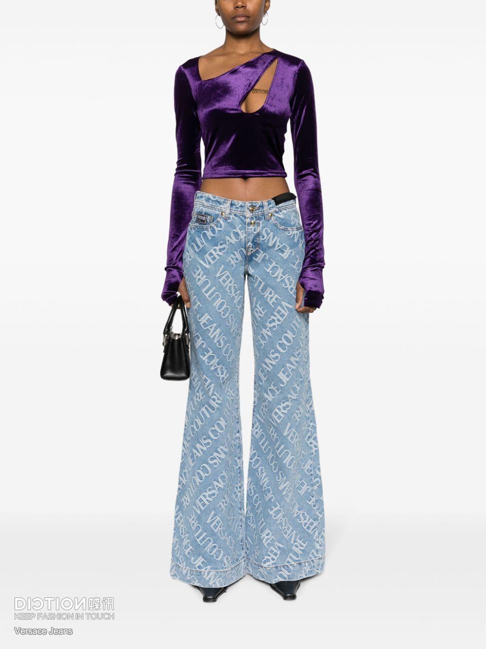 Versace_Jeans_71656475.jpg