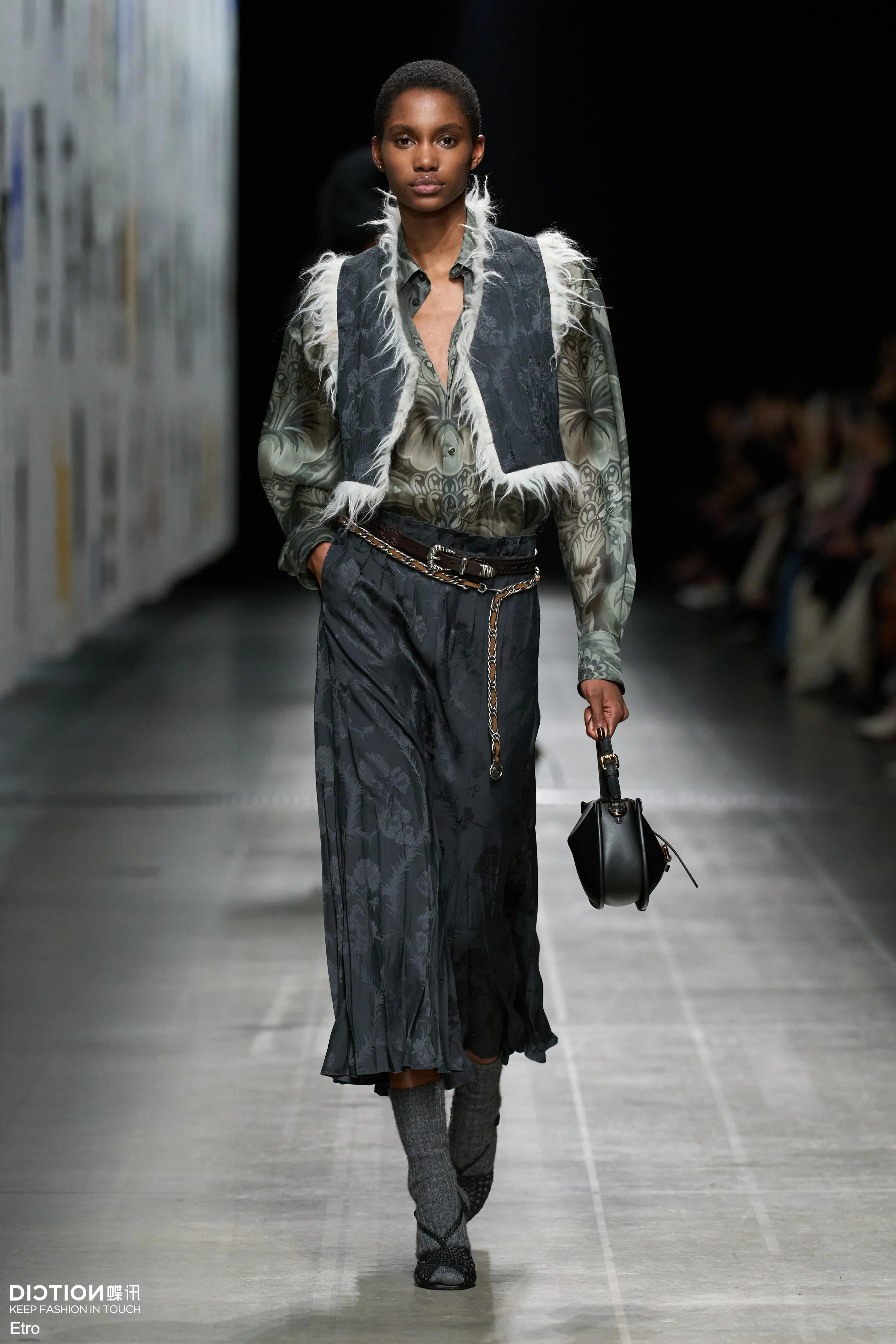 Etro_79143783.jpg