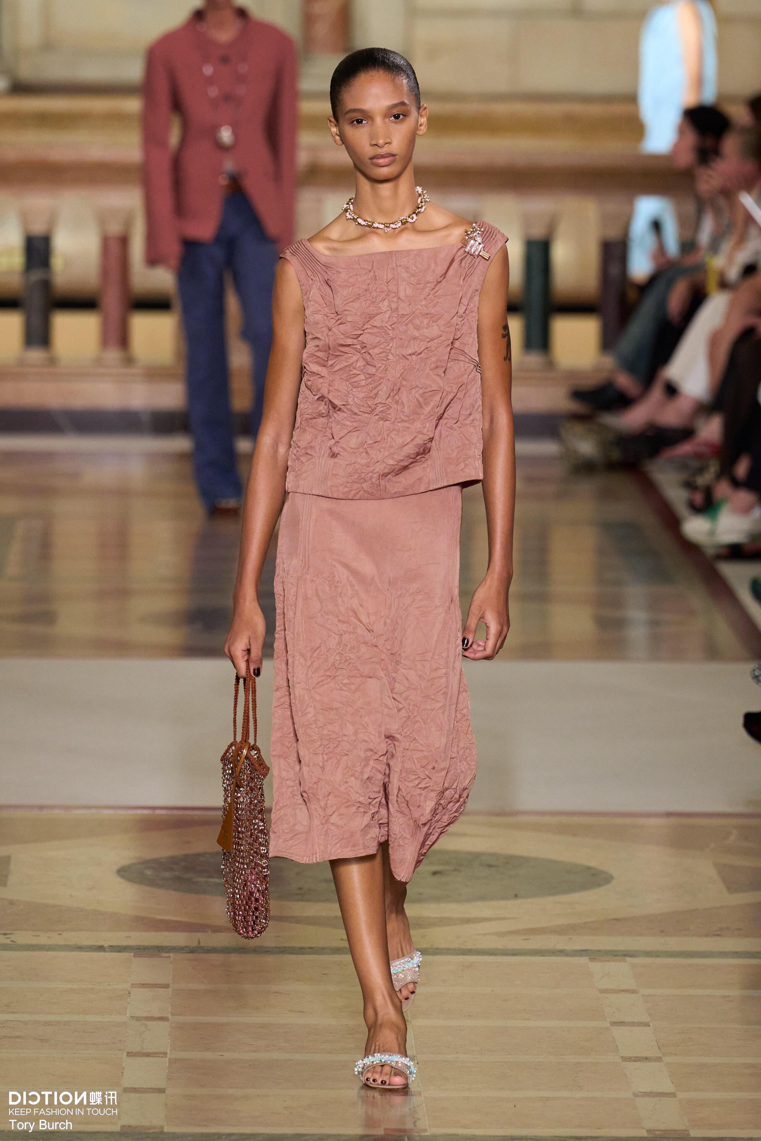 Tory_Burch_80119988.jpg